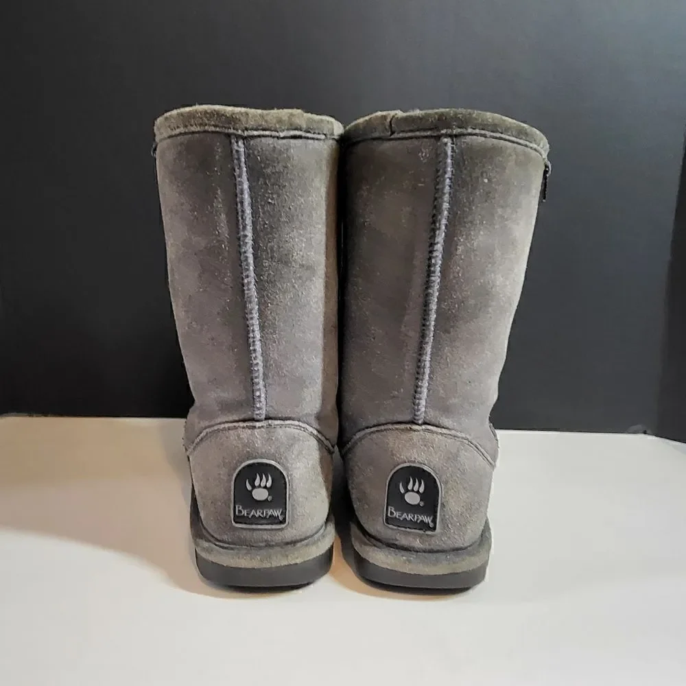 Bearpaw Gray Short Wintet Boots